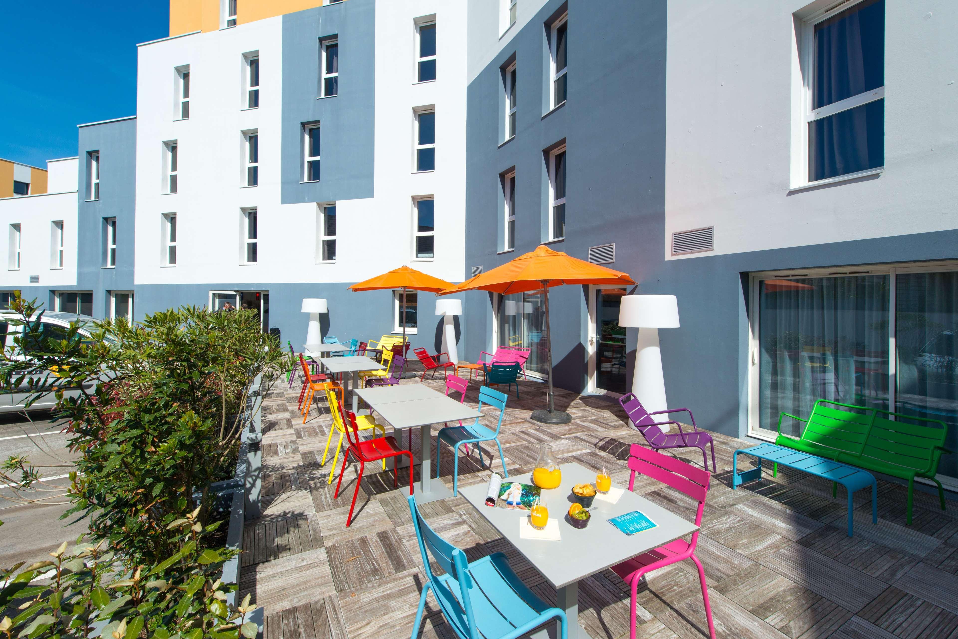 Hotel Confort La Rochelle Centre Les Minimes Exterior foto